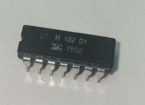آی سی مدل H122D1