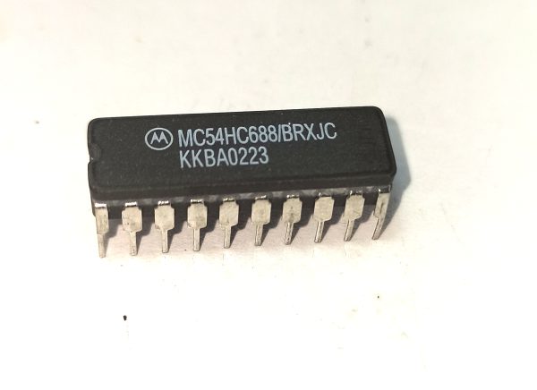 آی سی مدل MC54HC688/BRXJC