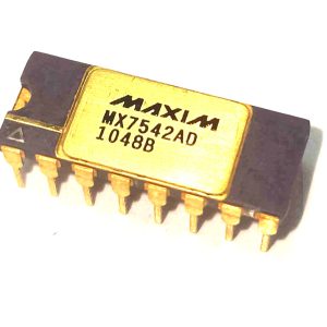 آی سی مدل MX7542AD