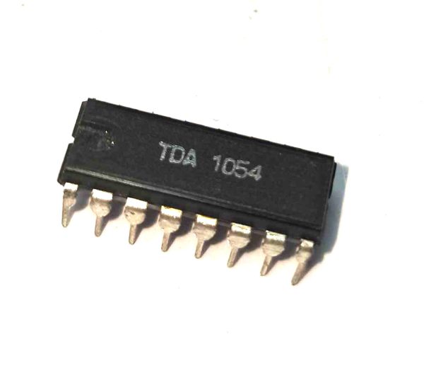 آی سی مدل TDA1054