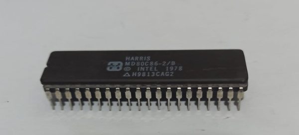 آی سی مدل MD80C86-2/B